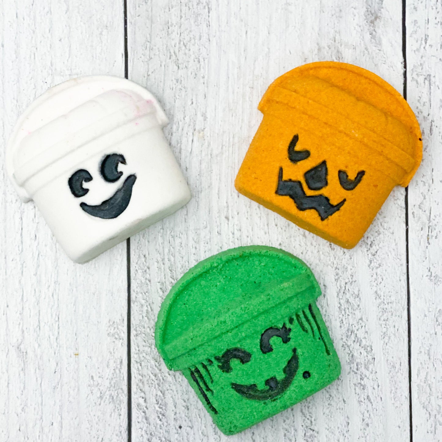 Nostalgia Bucket Bath Bombs